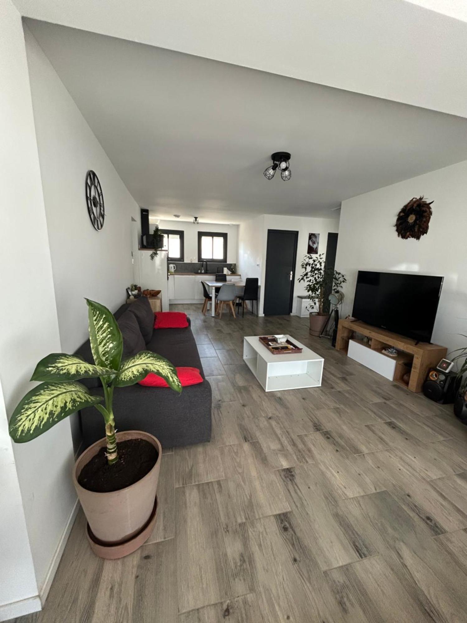 Villa Lunel Lunel  Ngoại thất bức ảnh